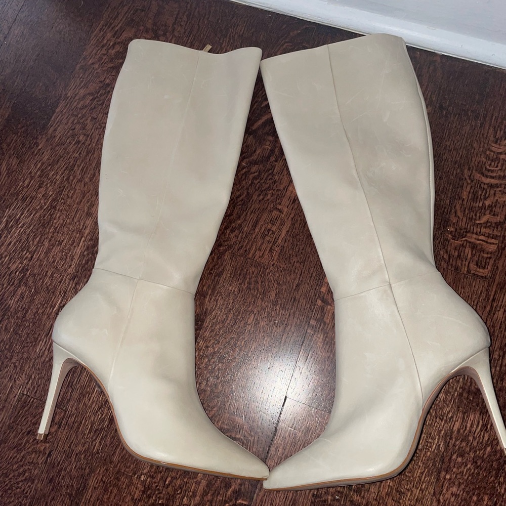 Schutz off white soft leather heeled boots